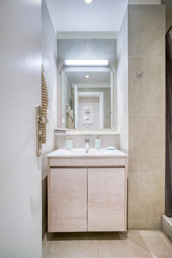 Lovely Sunlit Central Athens 2 Bedroom 2 Bathroom Condo Exterior foto